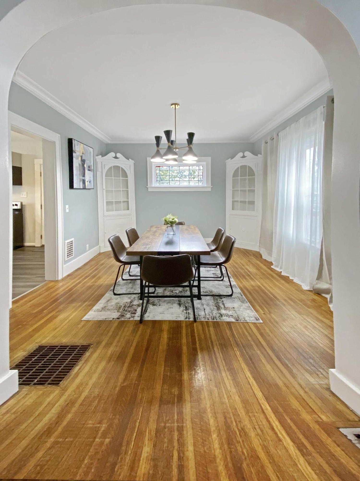 Lux 3Br, Steps From Airport, U Of R & Grocery Stores Rochester Exterior photo